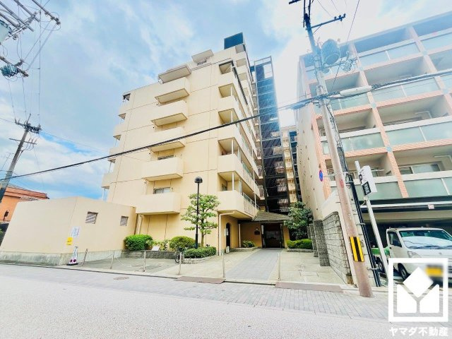 ハイツ伏見桃山の外観