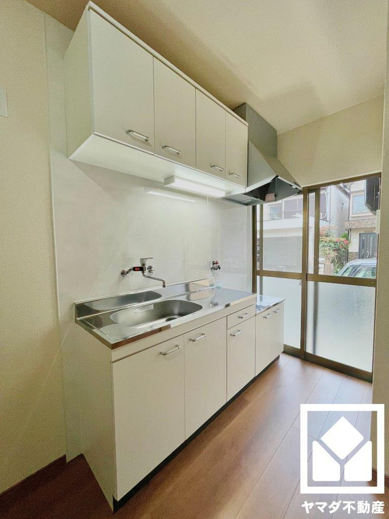 伏見区淀際目町　中古戸建のキッチン