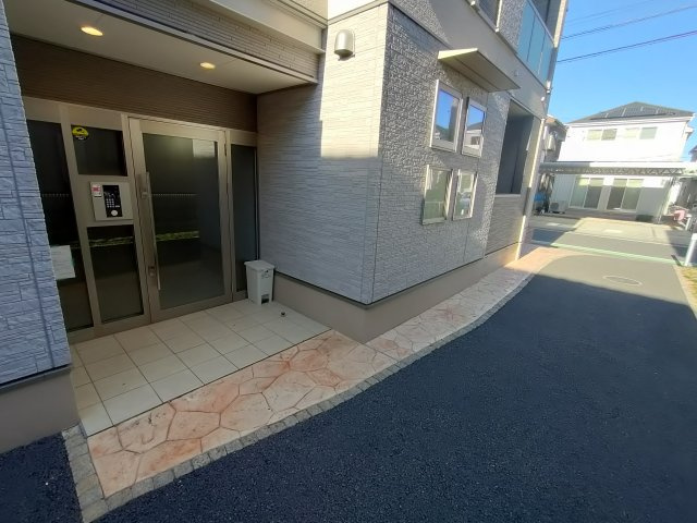 ローレルのエントランス