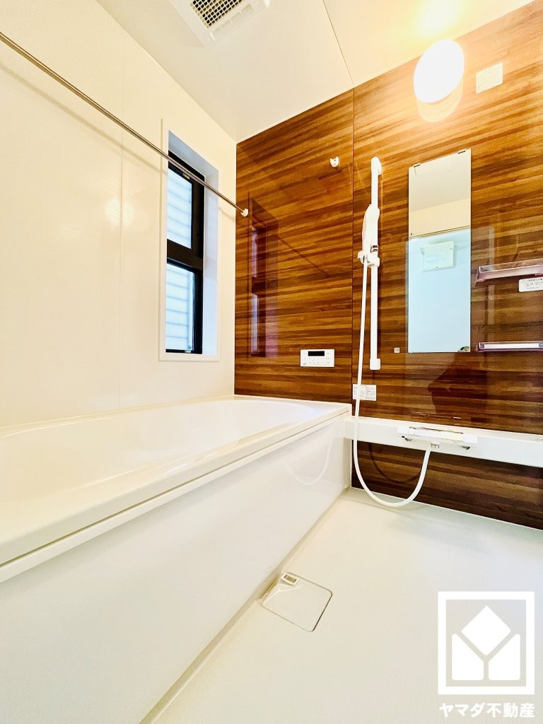 伏見区日野田頬町の浴室