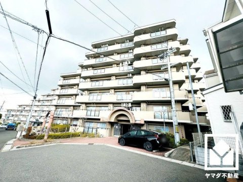 ユニライフ宇治琵琶の外観