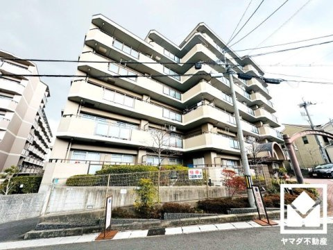 ユニライフ宇治琵琶の外観