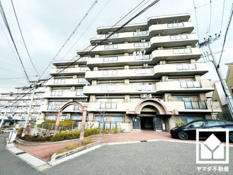 ユニライフ宇治琵琶の外観