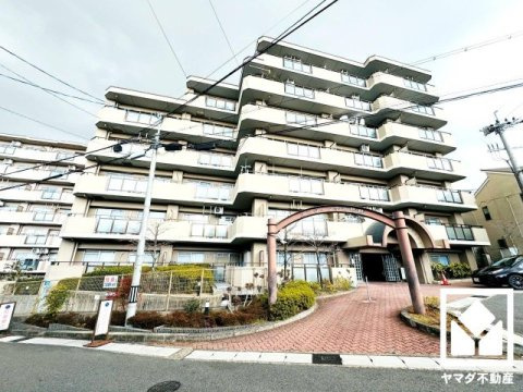 ユニライフ宇治琵琶の外観