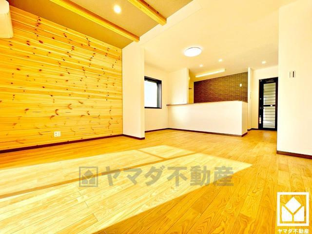 伏見区久我本町　3号地の居間・リビング