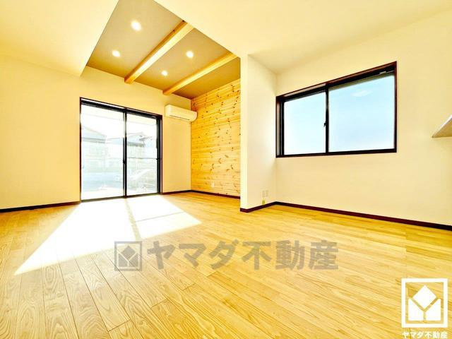 伏見区久我本町　3号地の居間・リビング