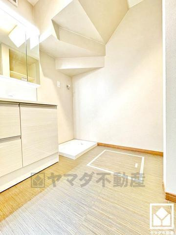 伏見区久我本町　3号地の洗面所