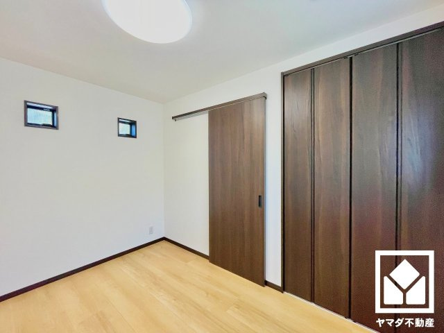 八幡市八幡福禄谷　5号棟の子供部屋