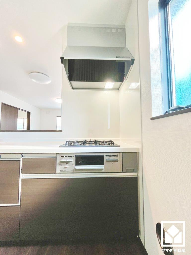 八幡市八幡福禄谷　20号棟のキッチン