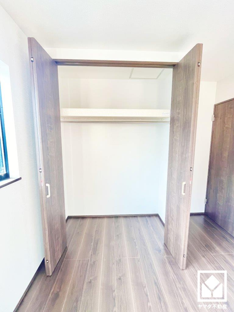 八幡市八幡福禄谷　20号棟の収納