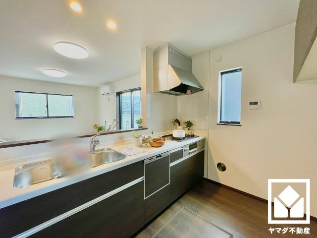八幡市八幡福禄谷　20号棟のキッチン