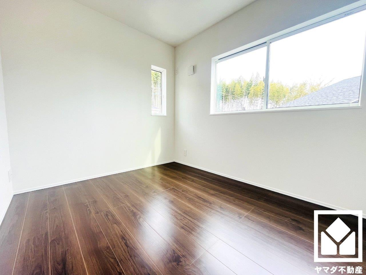 八幡市八幡福禄谷　21号棟の子供部屋