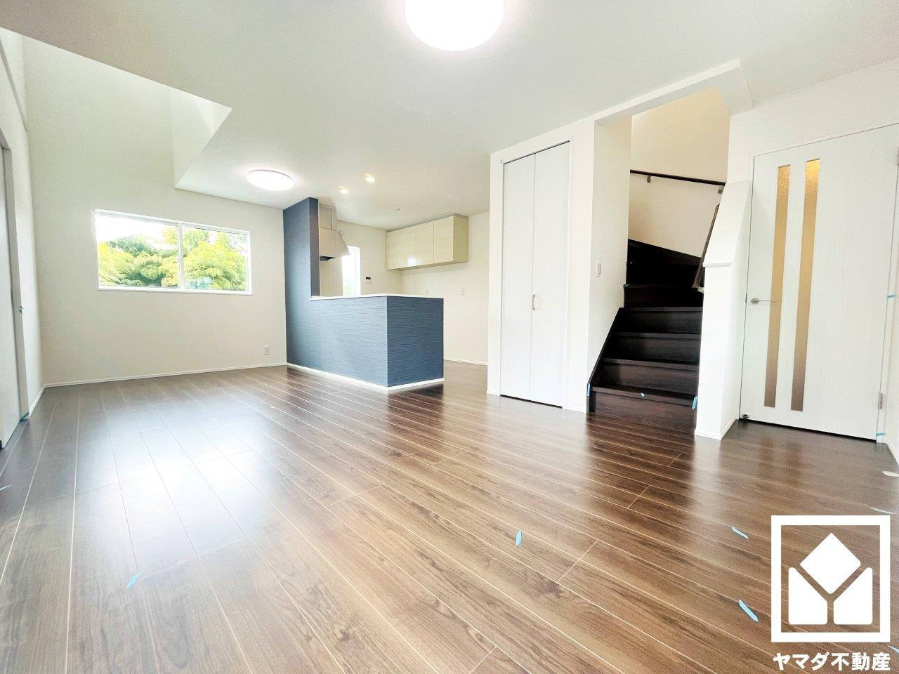 八幡市八幡福禄谷　21号棟