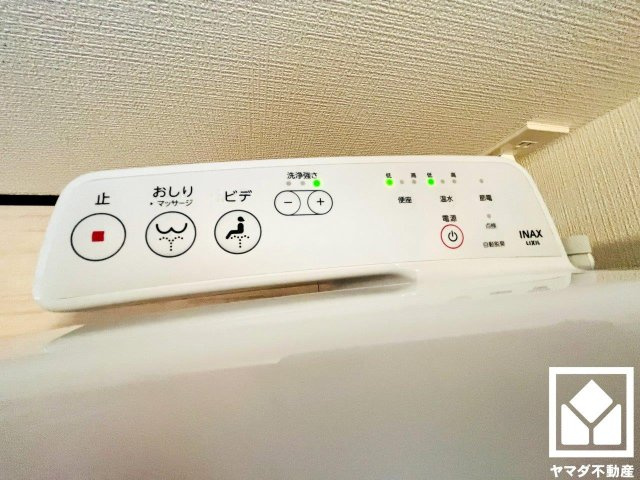 八幡市八幡福禄谷　22号棟の発電・温水設備