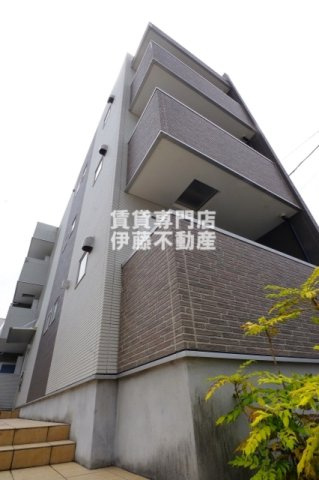 Cherim 庄内通の外観
