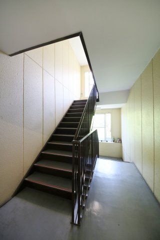 エミナンス東海のロビー