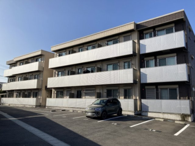 ファミーユ桜田西の外観