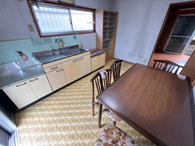 和歌山市和歌浦東3丁目・中古戸建・54525のキッチン