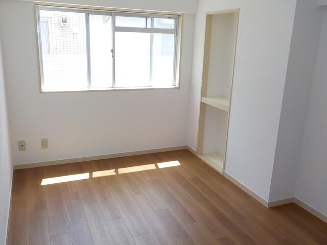 ツインピークス・ノースの居間・リビング|洋室