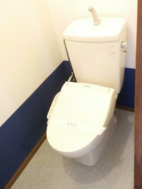 小金井市東町３丁目の賃貸マンションのトイレ