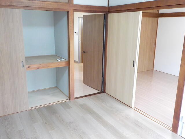 小金井市東町３丁目の賃貸マンションの収納