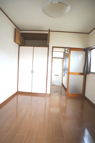 マイハイツBの洋室