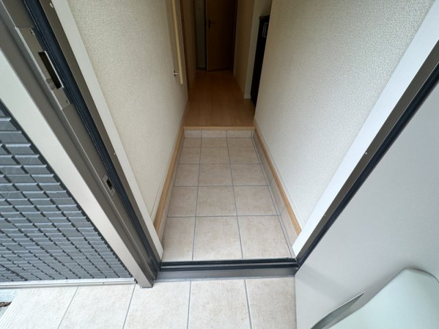 ルピナスの玄関