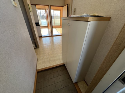 【玄関】 | ファミリータウンD