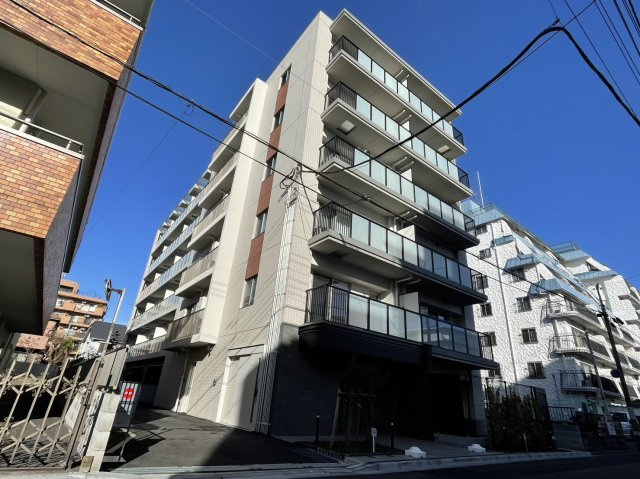 コンフォルシア西川口の外観