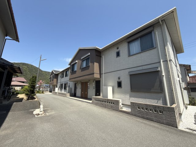 ハイマート野中の外観