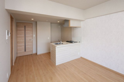 【キッチン】 | zip kenchomae | 別号室の写真になります。現況優先。