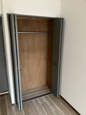 【収納】 | ビジネス・ワン美野島 | 別号室の写真になります。現況優先。