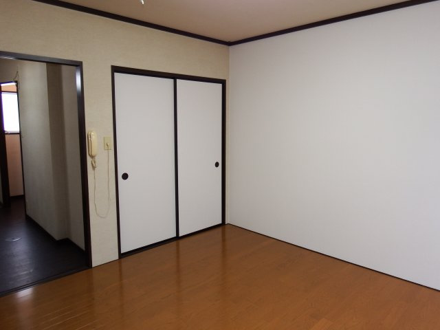 ラプラスジュネスの洋室