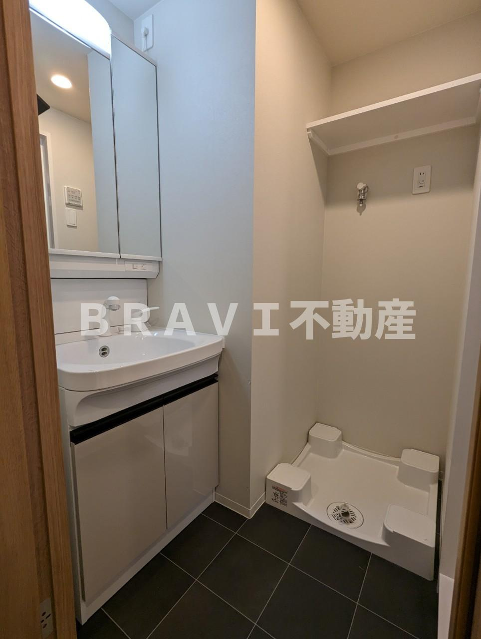 リンクス大阪城EASTレジデンス BRAVI不動産の洗面所