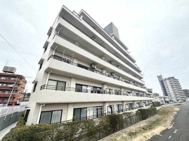 コープ野村富沢の外観