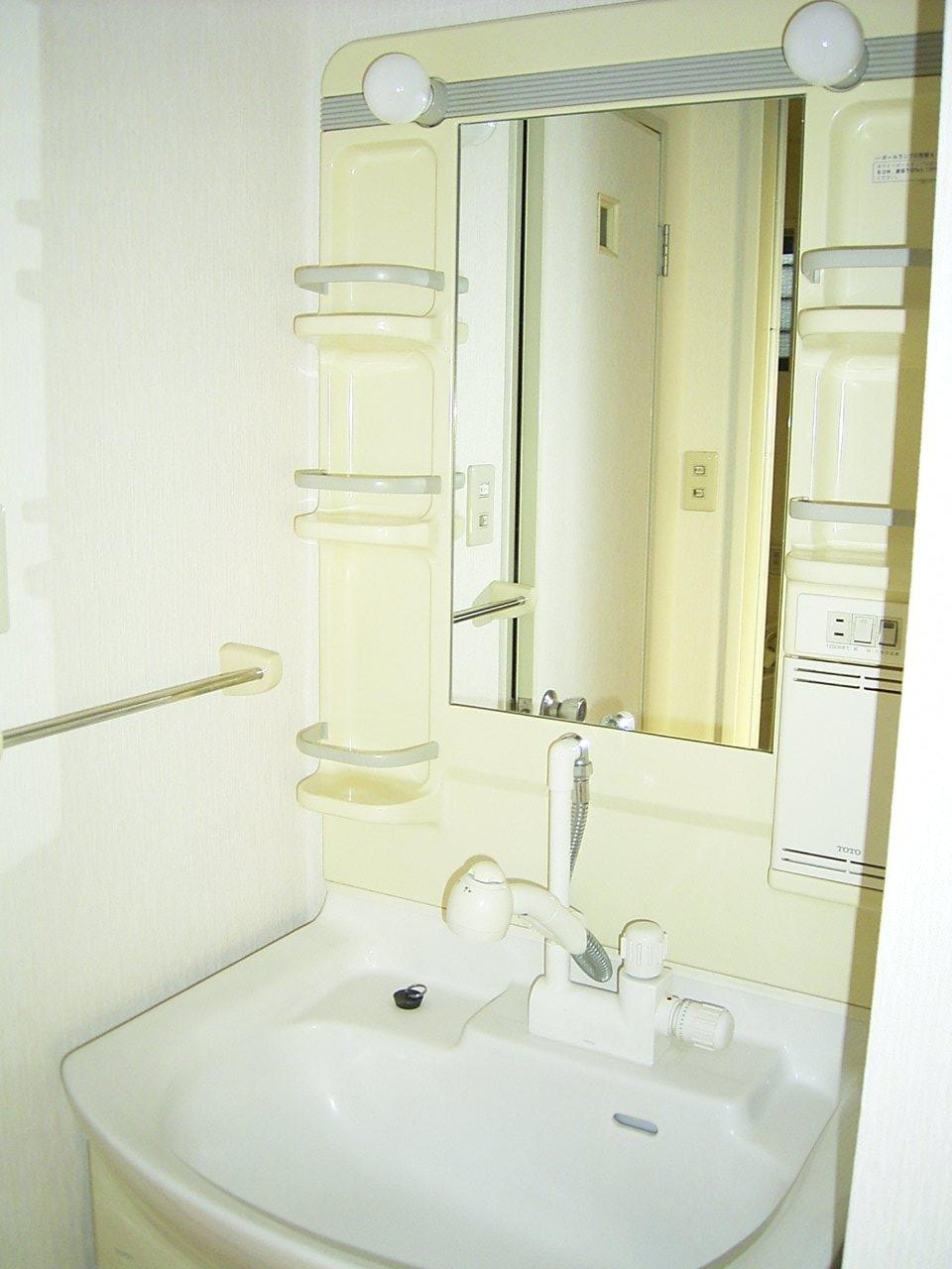 ガーデンホームズⅡの独立洗面台