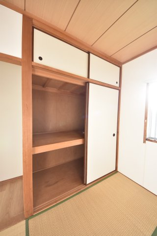 三景ビルの収納