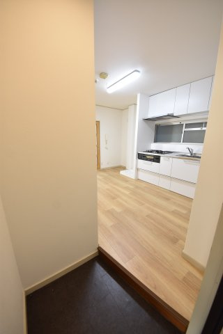 三景ビルの玄関
