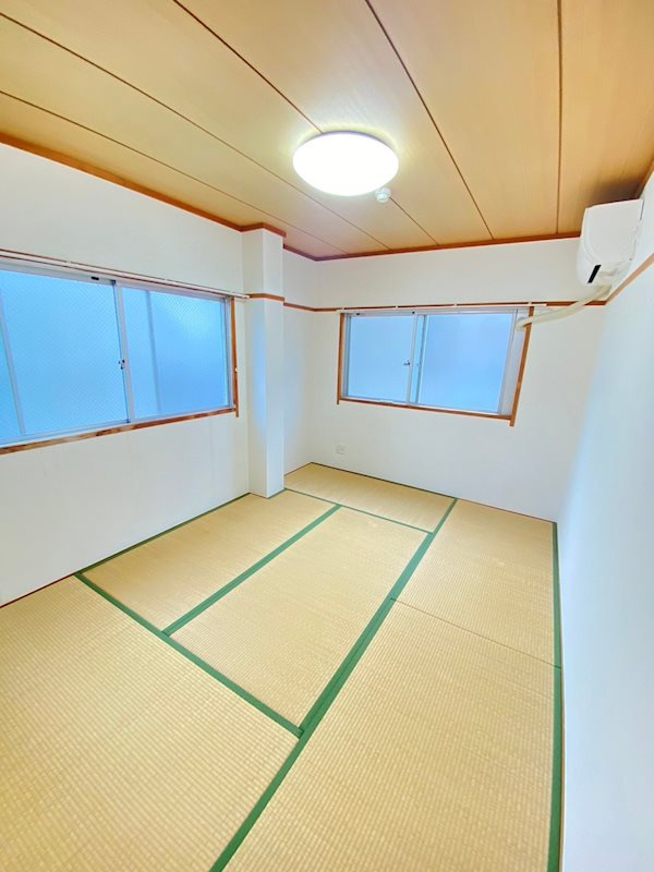 三景ビルの居間・リビング
