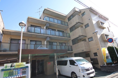 ４階建てマンション