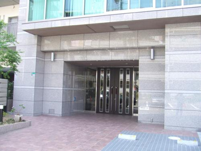 【エントランス】 | EbyU Shinosaka