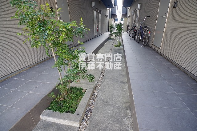 Loup de mer庄内緑地公園のエントランス