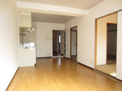 【居間・リビング】 | ヴィラロイヤル二色浜