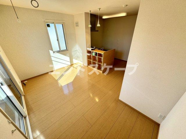 アイリス　Ⅲのロビー|高崎、前橋、伊勢崎エリアのお部屋探しはエンドスケープまで！お客様の理想お聞かせ下さい♪