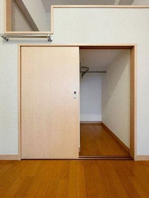 【収納】 | ゴールド大濠 | 別号室の写真になります。現況優先。