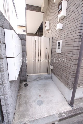 レスポワール東府中のエントランス