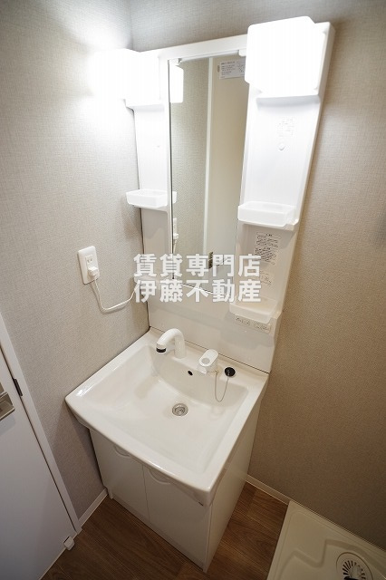 DELA香呑の独立洗面台