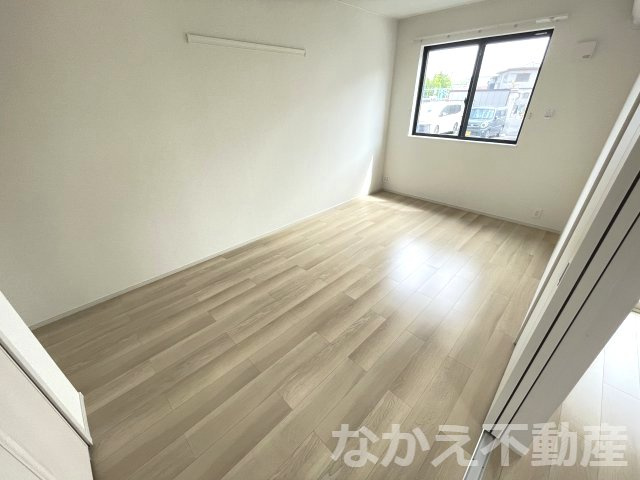 【寝室】 | 落ち着いた色調の寝室です