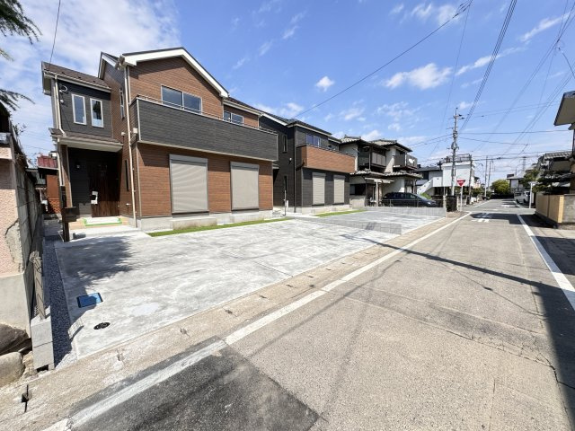 新築　高崎市筑縄町2期　Heartful　Town　1号棟の前面道路含む現地写真|現地写真　南側接道幅員約4.5ｍ