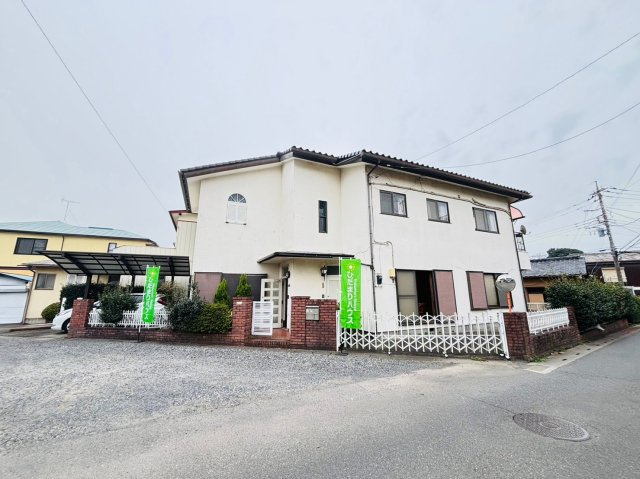 蓮田市黒浜　中古戸建の前面道路含む現地写真